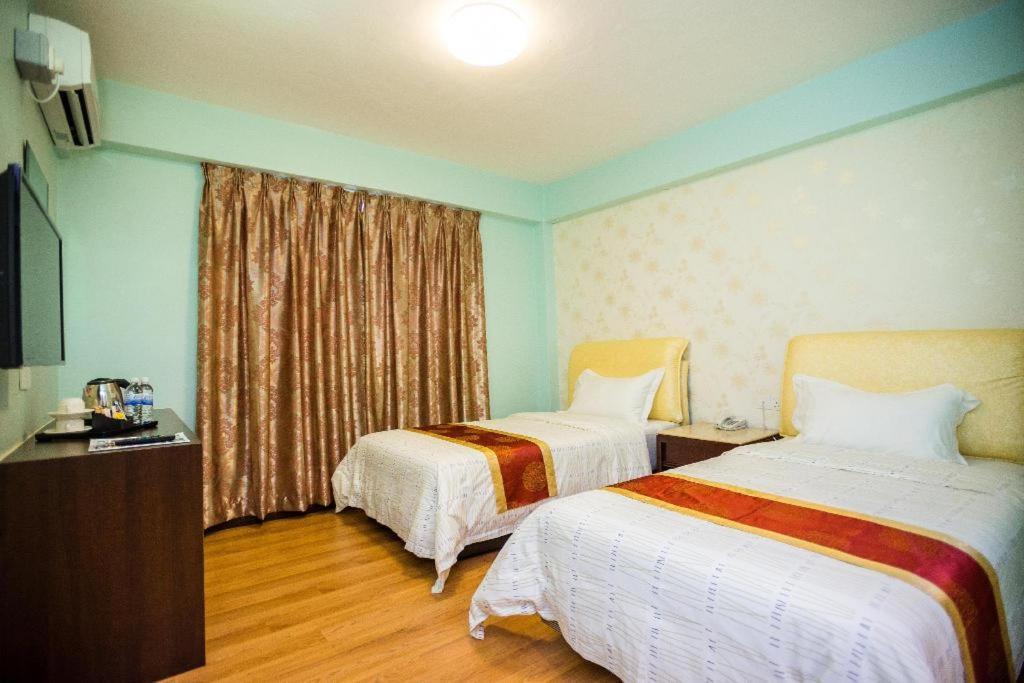 Hotel Zamburger Grand City Malacca Buitenkant foto