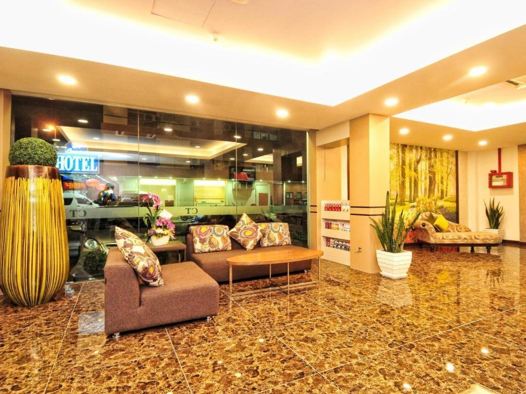 Hotel Zamburger Grand City Malacca Buitenkant foto